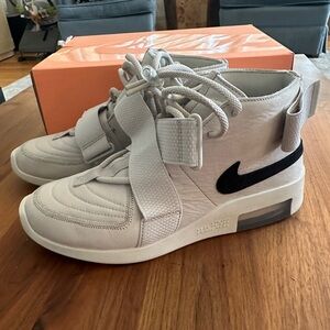 Fear of God x Nike - Raid - Light Bone - size 8.5